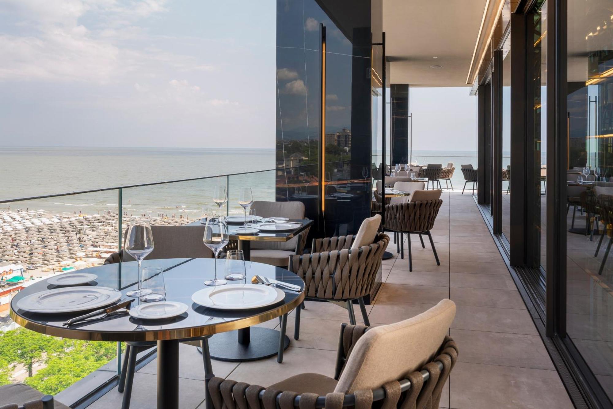 Hotel Promenade **** Riccione Exterior foto